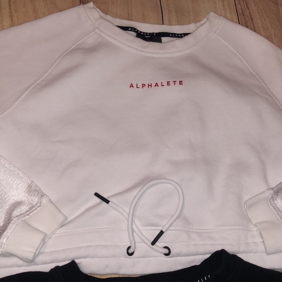 Alphalete crop top bundle - Picture 8 of 9